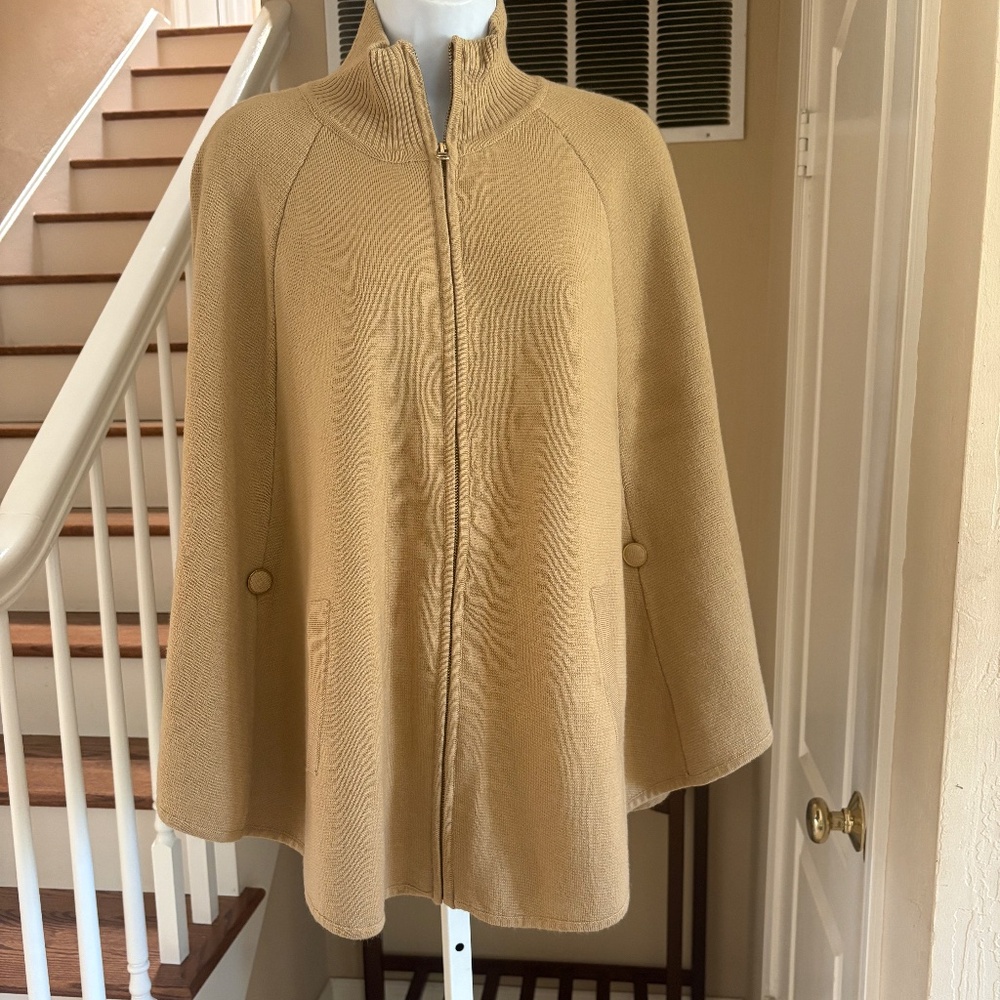 Saks Fifth Avenue Cute Camel Knit Zip Front Acrylic Poncho Sweater Jacket OS
